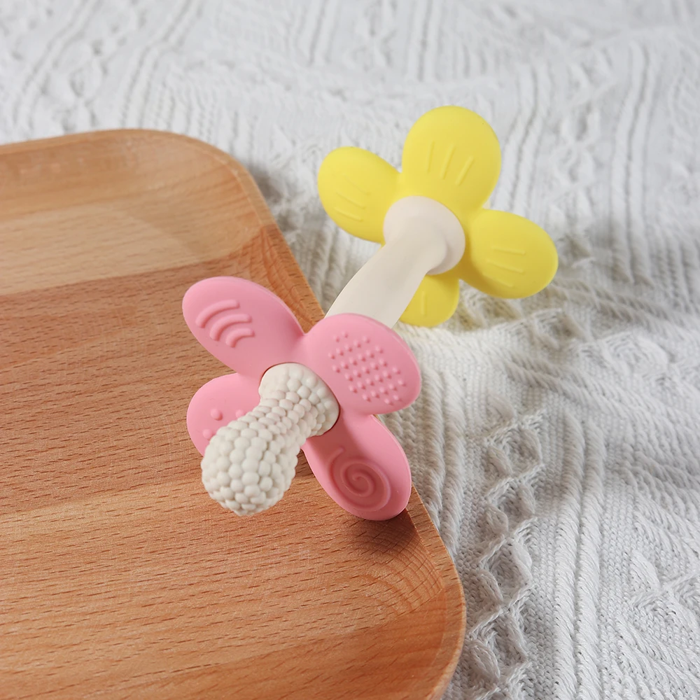 "Floral Bloom" 2-in-1 Silicone Teether - Easy-Grip Flower Soothing Toy for Infants - Image 3