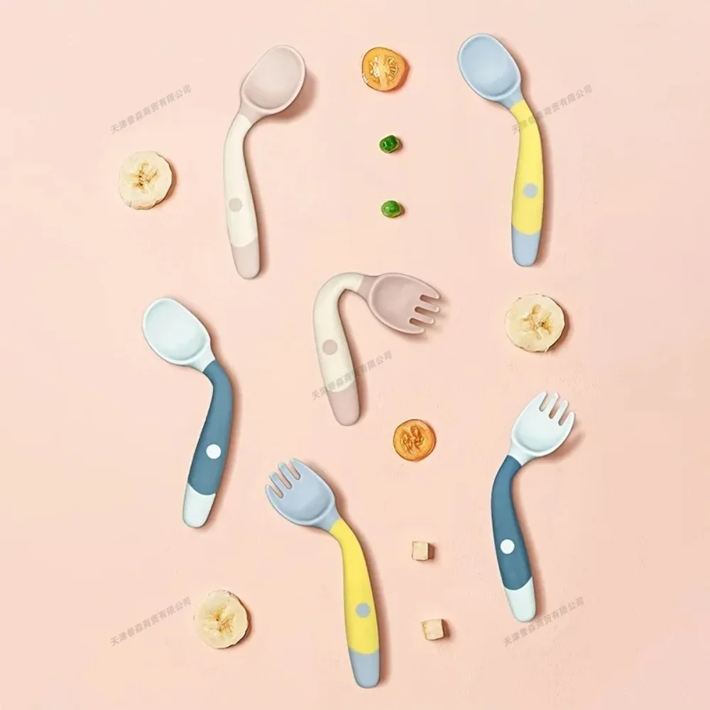 Ensemble fourchette et cuillère pour bébé, poignée en Silicone souple, ustensiles pliables pour tout-petits, vaisselle d'entraînement, outils d'auto-alimentation pour nourrissons et enfants - Image 3